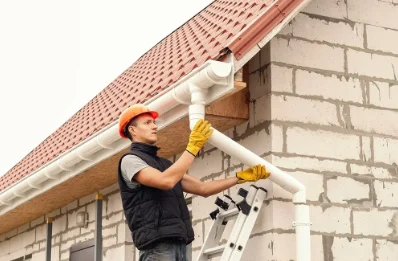 Pose et remplacement de gouttières à Porte du Der